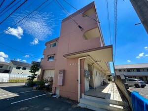 沖中ビル外観写真