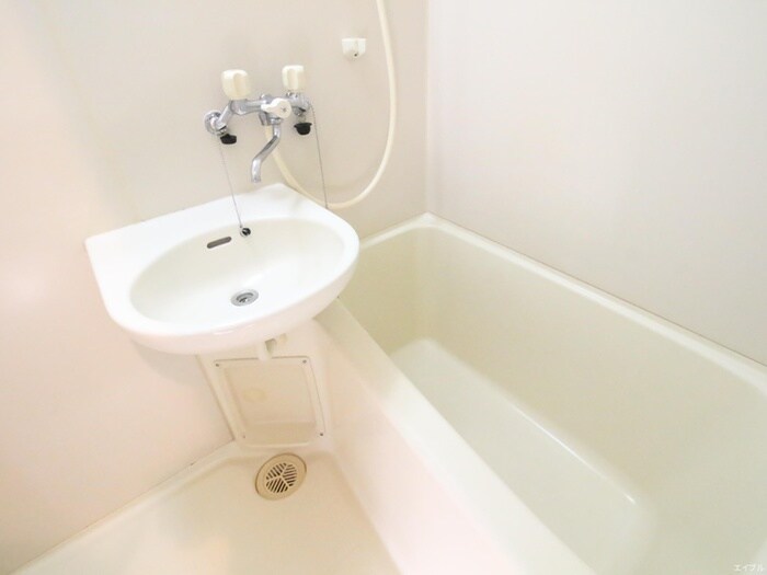 物件内観写真9　(バス／シャワールーム等)