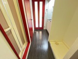 物件内観写真16　(廊下)