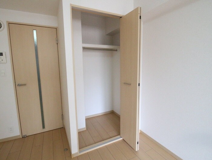 物件内観写真13　(収納)