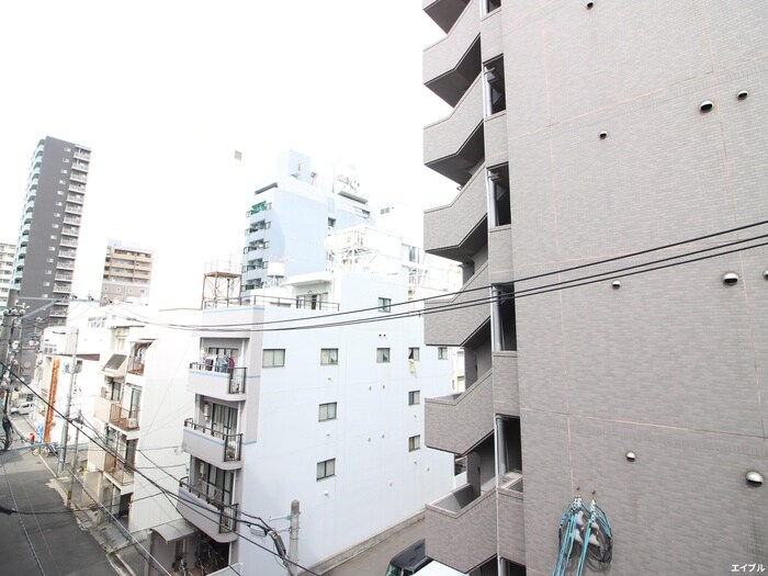 物件内観写真18　(室内からの展望)