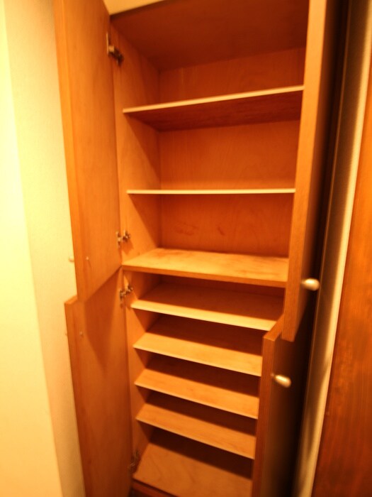 物件内観写真12　(靴箱)