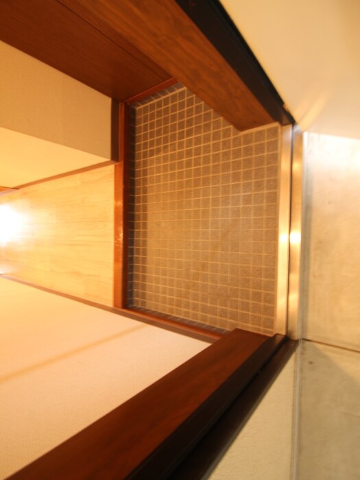 物件内観写真21　(玄関)