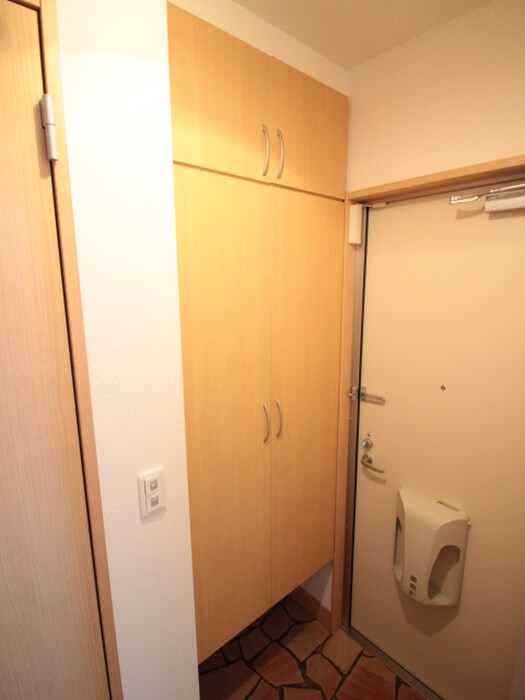 物件内観写真16　(靴箱)