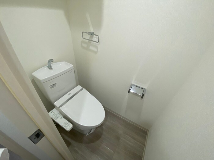 物件内観写真11　(トイレ)