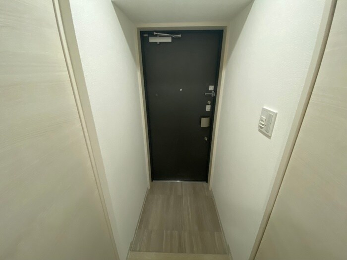 物件内観写真15　(玄関)