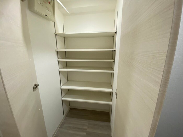 物件内観写真19　(靴箱)