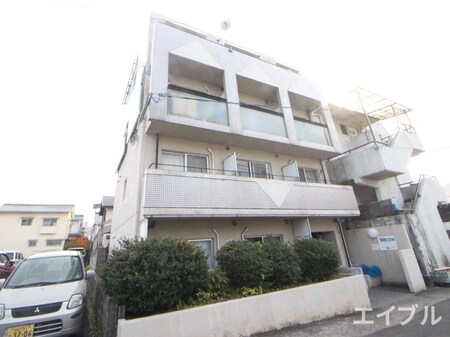 カーサ駅前外観写真