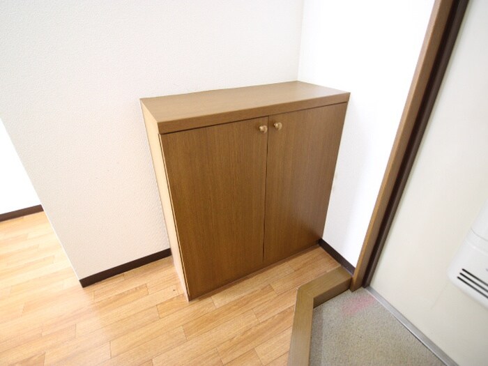 物件内観写真18　(靴箱)