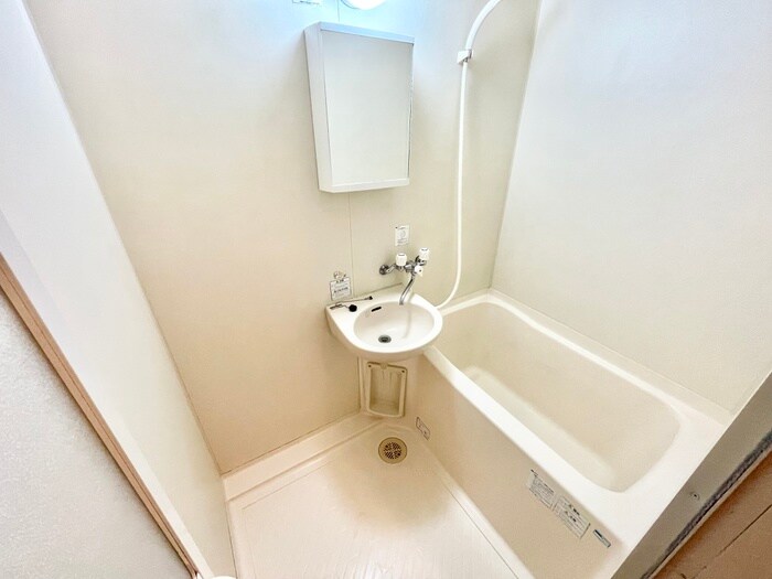 物件内観写真9　(バス／シャワールーム等)