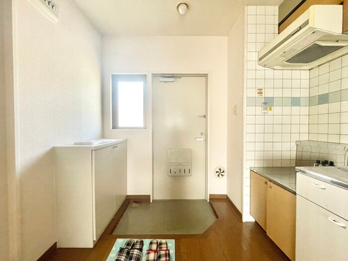 物件内観写真14　(玄関)