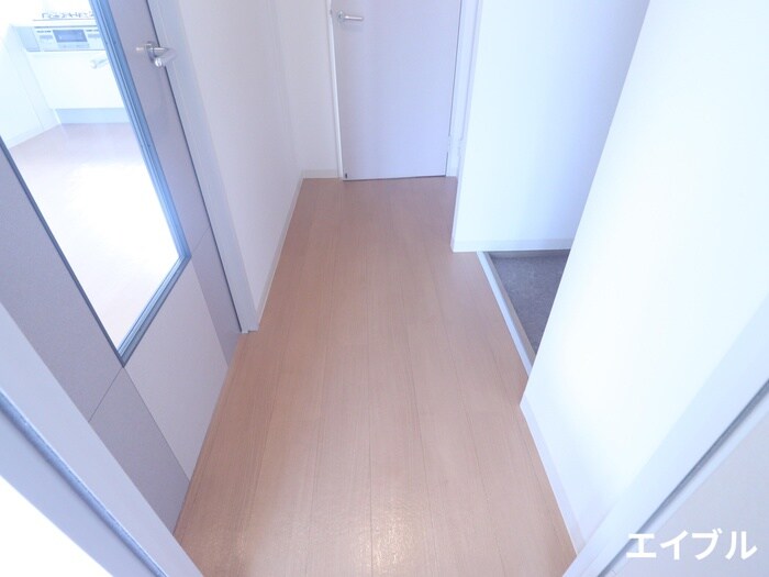 物件内観写真17　(廊下)