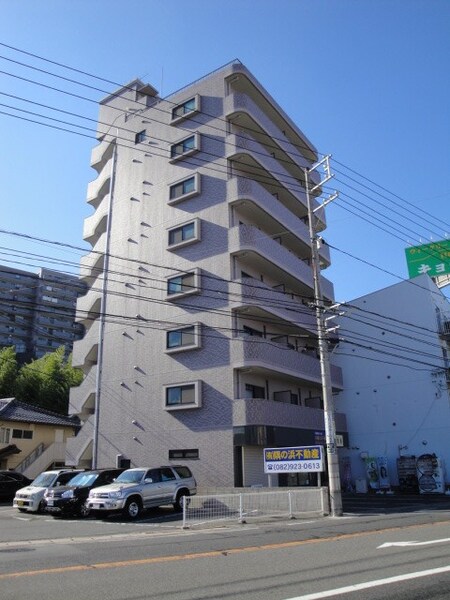 ＡＭＩビル外観写真