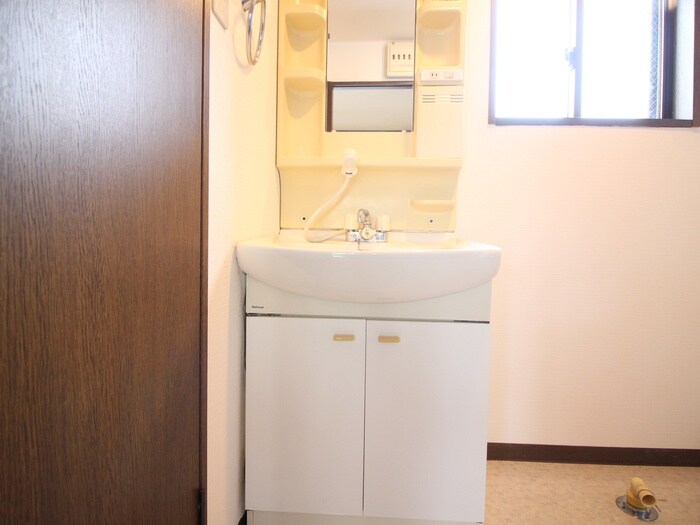 物件内観写真11　(洗面)