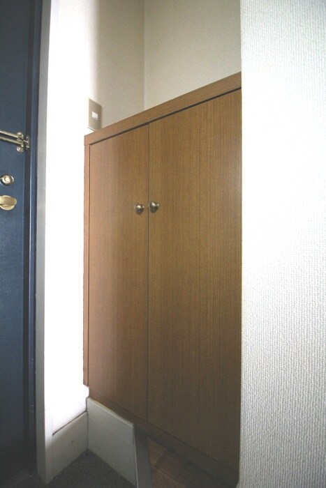 物件内観写真18　(靴箱)