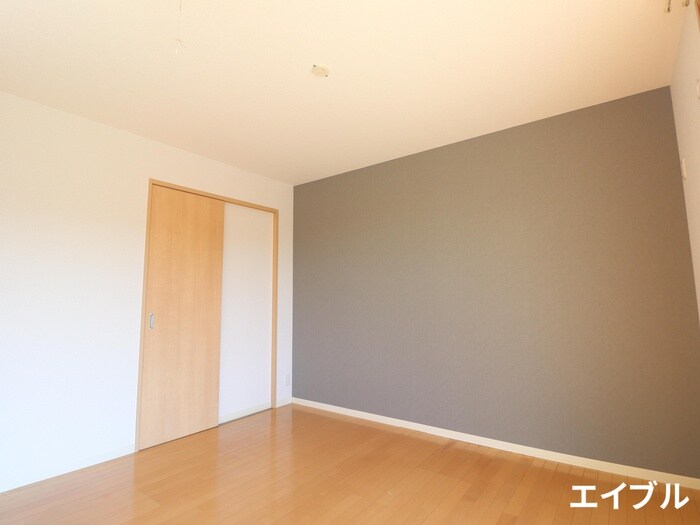 物件内観写真13　(居室)