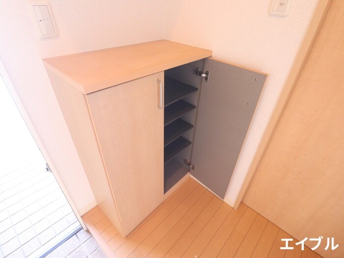 物件内観写真16　(靴箱)