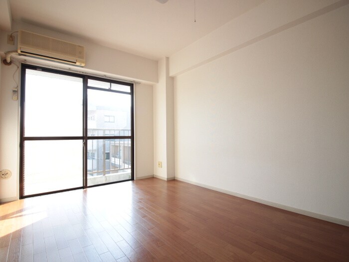 物件内観写真13　(居室)