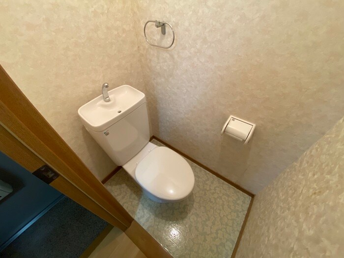 物件内観写真10　(トイレ)
