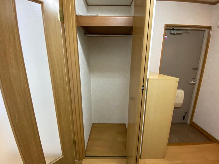 物件内観写真11　(収納)