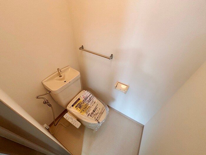 物件内観写真10　(トイレ)