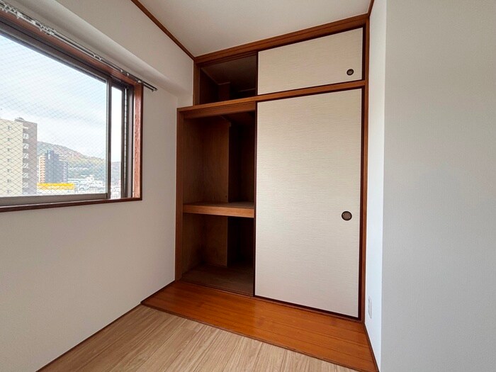 物件内観写真12　(収納)