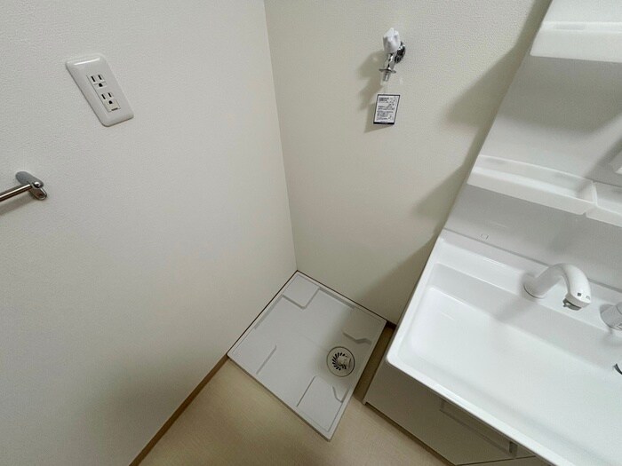 物件内観写真13　(洗濯機置場)