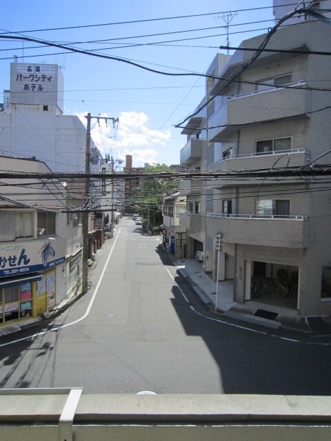 物件内観写真9　(室内からの展望)