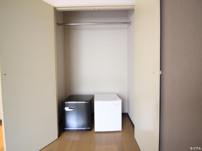 物件内観写真11　(収納)