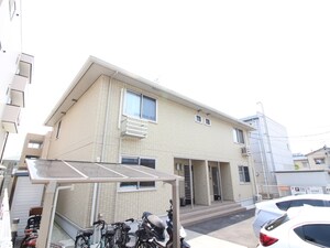 リバ－ウエスト東原外観写真