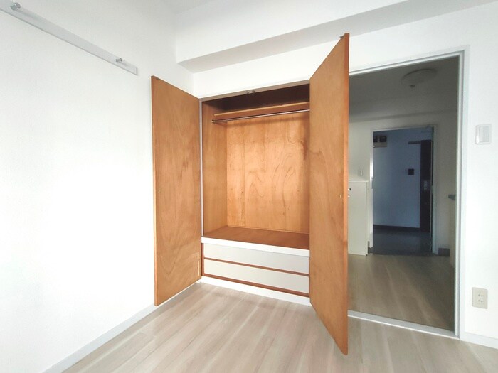物件内観写真13　(収納)