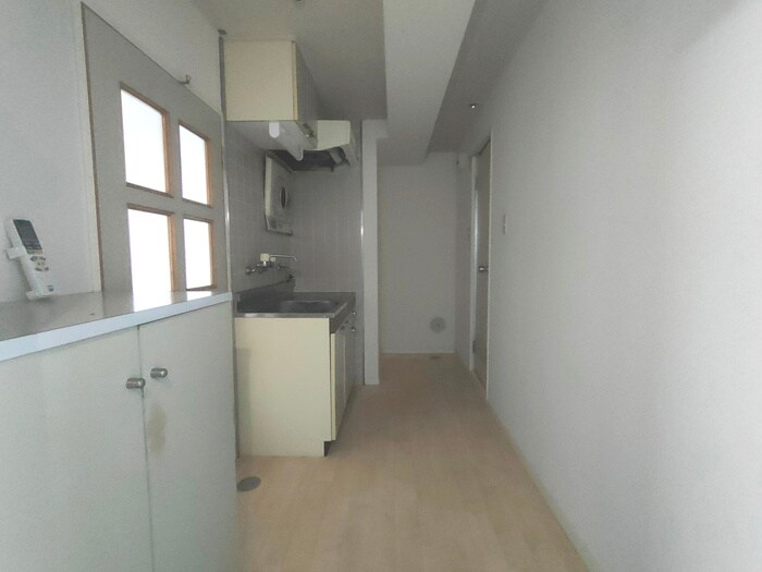 物件内観写真17　(玄関)