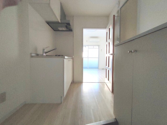 物件内観写真21　(玄関)