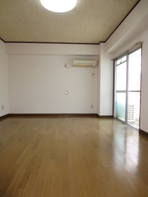 物件内観写真6　(居室)