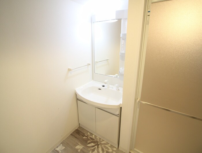 物件内観写真11　(洗面)