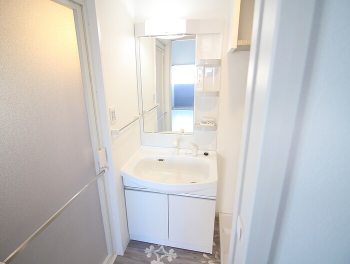 物件内観写真11　(洗面)