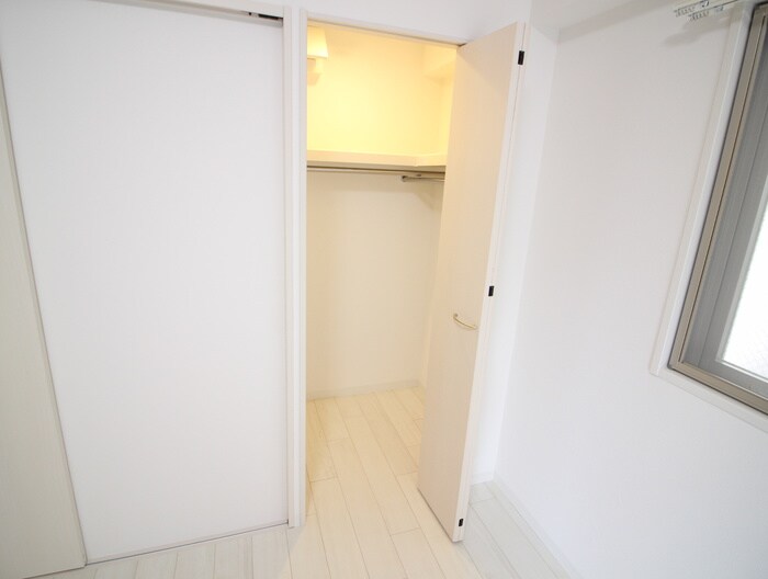 物件内観写真13　(収納)