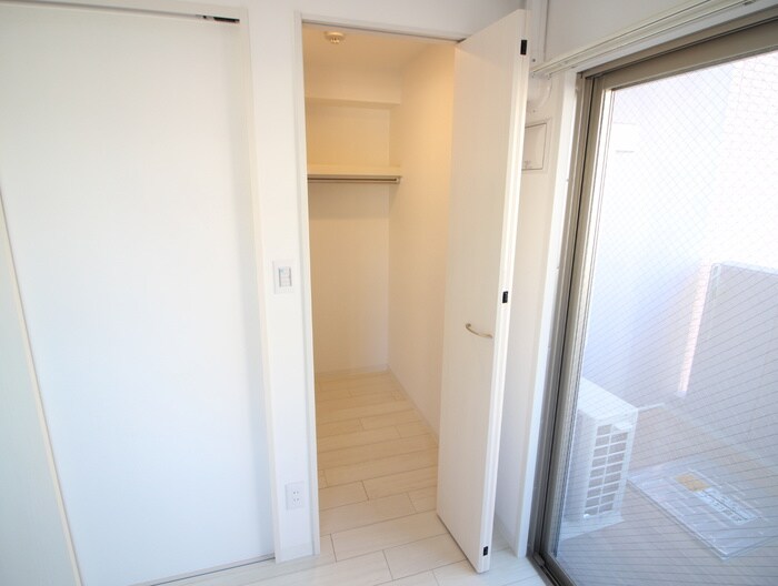 物件内観写真13　(収納)