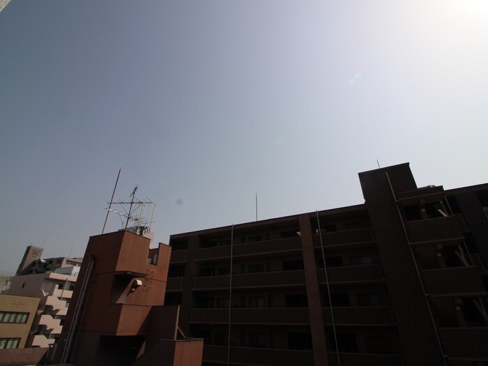 物件内観写真16　(室内からの展望)