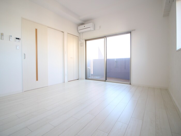 物件内観写真18　(居室)