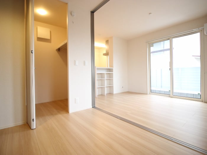 物件内観写真9　(居室)