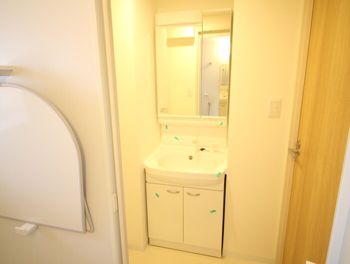 物件内観写真11　(洗面)