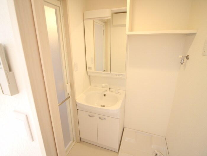 物件内観写真11　(洗面)