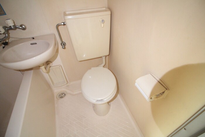 物件内観写真9　(トイレ)