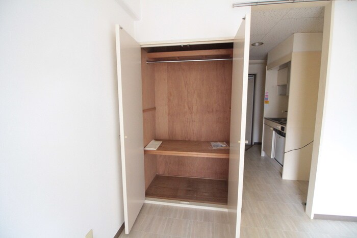 物件内観写真11　(収納)