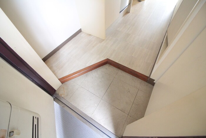 物件内観写真21　(玄関)