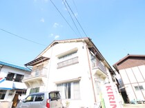 西本アパートの外観写真