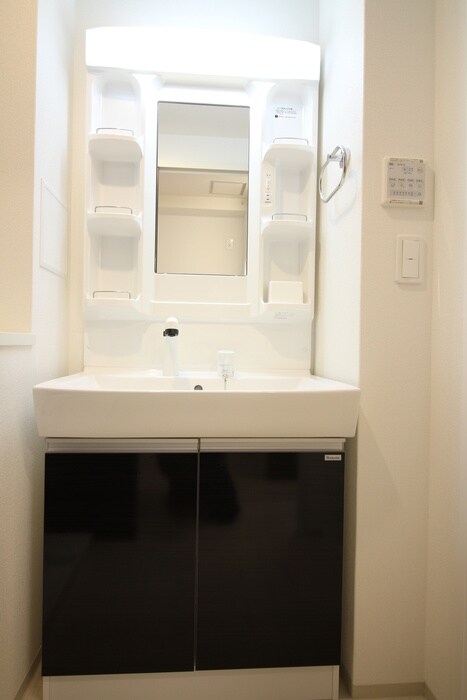 物件内観写真13　(洗面)