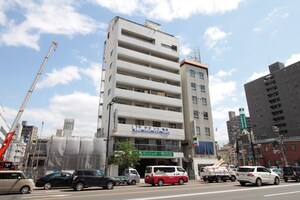 第３西林ビル外観写真