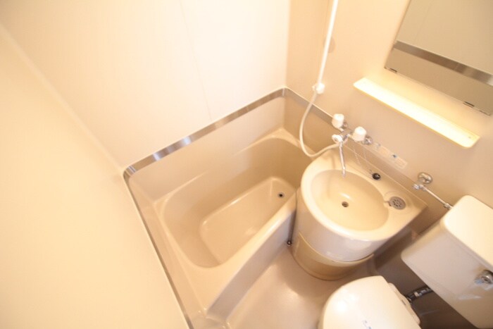 物件内観写真9　(バス／シャワールーム等)